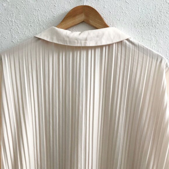 NWT COMMENSE Oversized Cream Plisse Button Up Shirt Size XS - Picture 4 of 10